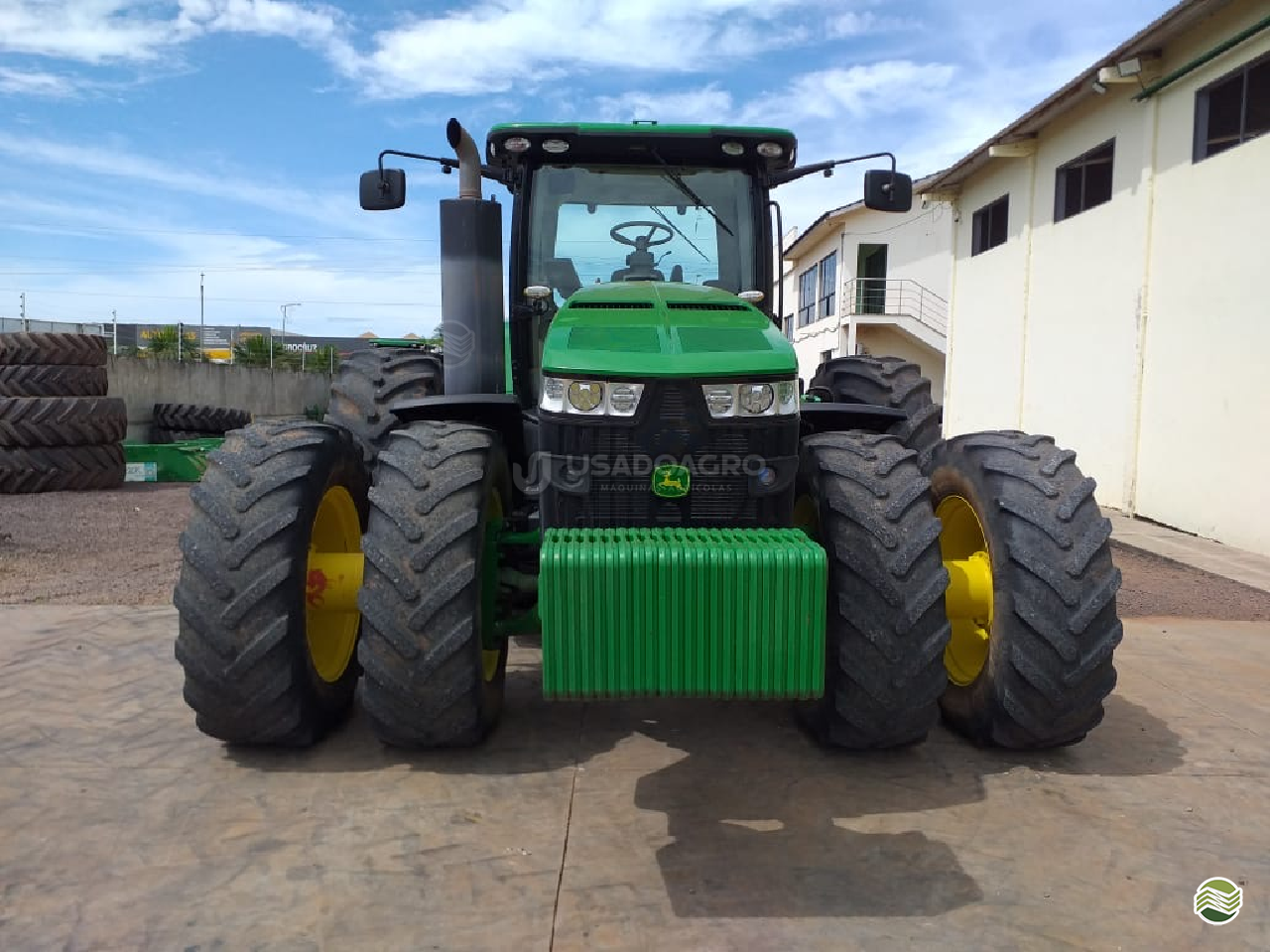 TRATOR JOHN DEERE JOHN DEERE 8400R Tração 4x4 Usado Agro Máquinas Agrícolas RONDONOPOLIS MATO GROSSO MT